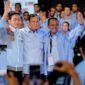 Prabowo Subianto bersama Gibran Rakabuming Raka saat memberi sambutan dalam agenda Suara Muda Indonesia untuk Prabowo Gibran di Jakarta Convention Center (JCC) Senayan, Jakarta. (Dok. TKN Prabowo Gibran)