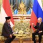 Menteri Pertahanan RI sekaligus presiden RI terpilih, Prabowo Subianto saat bertemu Presiden Rusia Vladimir Putin di Moskow. (Dok. Tim Media Prabowo)